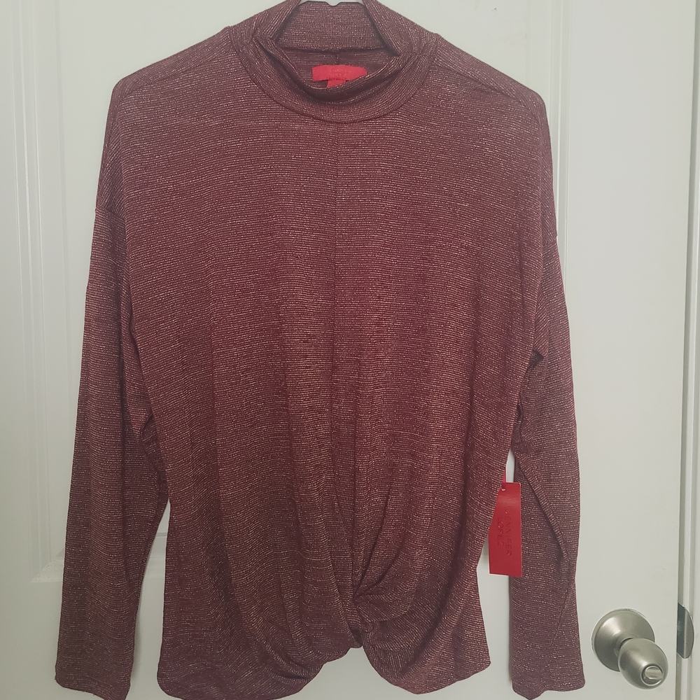 Jennifer Lopez Twist Front Top